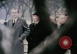 Immagine di Nixon delegazione in fiore parco Fort Hangchow Cina, 1972, secondo 19 filmato di repertorio 65675057366