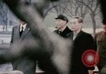 Immagine di Nixon delegazione in fiore parco Fort Hangchow Cina, 1972, secondo 21 filmato di repertorio 65675057366
