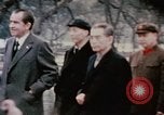 Immagine di Nixon delegazione in fiore parco Fort Hangchow Cina, 1972, secondo 27 filmato di repertorio 65675057366