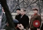 Immagine di Nixon delegazione in fiore parco Fort Hangchow Cina, 1972, secondo 28 filmato di repertorio 65675057366