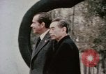 Immagine di Nixon delegazione in fiore parco Fort Hangchow Cina, 1972, secondo 42 filmato di repertorio 65675057366