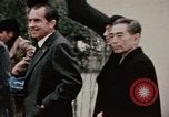 Immagine di Nixon delegazione in fiore parco Fort Hangchow Cina, 1972, secondo 45 filmato di repertorio 65675057366
