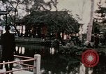 Immagine di Nixon delegazione in fiore parco Fort Hangchow Cina, 1972, secondo 51 filmato di repertorio 65675057366