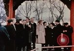 Immagine di Nixon delegazione in fiore parco Fort Hangchow Cina, 1972, secondo 62 filmato di repertorio 65675057366