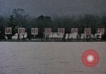 Immagine di Delegazione di Nixon giro in barca Hangchow Cina, 1972, secondo 10 filmato di repertorio 65675057367
