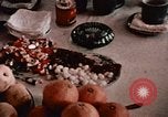 Immagine di Delegazione di Nixon giro in barca Hangchow Cina, 1972, secondo 48 filmato di repertorio 65675057367
