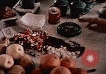 Immagine di Delegazione di Nixon giro in barca Hangchow Cina, 1972, secondo 53 filmato di repertorio 65675057367