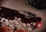 Immagine di Delegazione di Nixon giro in barca Hangchow Cina, 1972, secondo 55 filmato di repertorio 65675057367