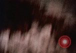 Immagine di Delegazione di Nixon giro in barca Hangchow Cina, 1972, secondo 58 filmato di repertorio 65675057367