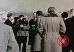 Immagine di Nixon esamina sculture in pietra Pechino Cina, 1972, secondo 31 filmato di repertorio 65675057377