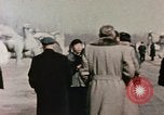 Immagine di Nixon esamina sculture in pietra Pechino Cina, 1972, secondo 33 filmato di repertorio 65675057377