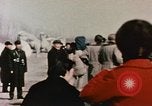 Immagine di Nixon esamina sculture in pietra Pechino Cina, 1972, secondo 36 filmato di repertorio 65675057377