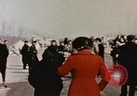 Immagine di Nixon esamina sculture in pietra Pechino Cina, 1972, secondo 37 filmato di repertorio 65675057377