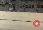 Immagine di Nixon per il giro della Papamobile a piazza Tiananmen Pechino Cina, 1972, secondo 3 filmato di repertorio 65675057383