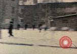 Immagine di Nixon per il giro della Papamobile a piazza Tiananmen Pechino Cina, 1972, secondo 4 filmato di repertorio 65675057383