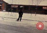 Immagine di Nixon per il giro della Papamobile a piazza Tiananmen Pechino Cina, 1972, secondo 21 filmato di repertorio 65675057383