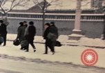 Immagine di Nixon per il giro della Papamobile a piazza Tiananmen Pechino Cina, 1972, secondo 44 filmato di repertorio 65675057383