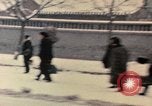 Immagine di Nixon per il giro della Papamobile a piazza Tiananmen Pechino Cina, 1972, secondo 45 filmato di repertorio 65675057383