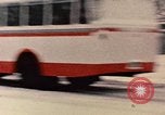 Immagine di Nixon per il giro della Papamobile a piazza Tiananmen Pechino Cina, 1972, secondo 47 filmato di repertorio 65675057383