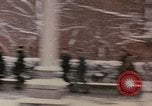 Immagine di Per il giro della Papamobile Nixon in Cina Cina, 1972, secondo 4 filmato di repertorio 65675057389