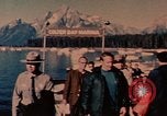 Immagine di Il presidente Nixon presso il lago Jackson Jackson Hole Wyoming USA, 1971, secondo 59 filmato di repertorio 65675057395