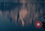 Immagine di Nixon aide presso il lago Jackson United States USA, 1971, secondo 11 filmato di repertorio 65675057396