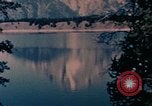 Immagine di Nixon aide presso il lago Jackson United States USA, 1971, secondo 13 filmato di repertorio 65675057396