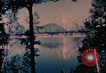 Immagine di Nixon aide presso il lago Jackson United States USA, 1971, secondo 22 filmato di repertorio 65675057396