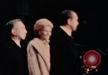 Image Nixon et Hirohito parler Anchorage Alaska USA, 1971, de la seconde 47 séquences d'archives historiques vidéo 65675057406