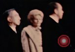Image Nixon et Hirohito parler Anchorage Alaska USA, 1971, de la seconde 58 séquences d'archives historiques vidéo 65675057406