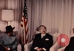 Image Nixon rencontre avec Hirohito Anchorage Alaska USA, 1971, de la seconde 4 séquences d'archives historiques vidéo 65675057408