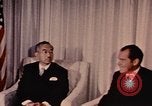 Image Nixon rencontre avec Hirohito Anchorage Alaska USA, 1971, de la seconde 12 séquences d'archives historiques vidéo 65675057408