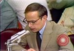 Standbild John Dean zeugt Washington DC USA, 1973, aus Sekunde 61 historischem Filmmaterial Videoclip 65675057463