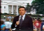 Standbild Präsident Nixon Abschied Washington DC USA, 1974, aus Sekunde 25 historischem Filmmaterial Videoclip 65675057467