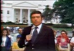 Standbild Präsident Nixon Abschied Washington DC USA, 1974, aus Sekunde 57 historischem Filmmaterial Videoclip 65675057467