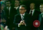 Image Le président Nixon au revoir Washington DC USA, 1974, de la seconde 30 séquences d'archives historiques vidéo 65675057468
