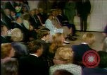 Immagine di Gerald Ford prestato giuramento come Presidente Washington DC USA, 1974, secondo 16 filmato di repertorio 65675057482