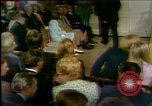 Immagine di Gerald Ford prestato giuramento come Presidente Washington DC USA, 1974, secondo 18 filmato di repertorio 65675057482