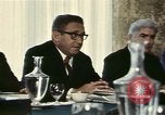 Standbild Paris Friedensgespräche Yvelines Frankreich, 1973, aus Sekunde 42 historischem Filmmaterial Videoclip 65675057496