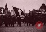 Standbild Bürger Parade Russland Sowjetunion, 1937, aus Sekunde 6 historischem Filmmaterial Videoclip 65675057502