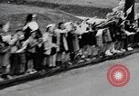 Standbild Helden Parade Philadelphia Pennsylvania USA, 1945, aus Sekunde 10 historischem Filmmaterial Videoclip 65675057505