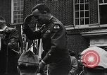 Standbild Helden Tag Philadelphia Pennsylvania USA, 1945, aus Sekunde 37 historischem Filmmaterial Videoclip 65675057506