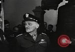 Standbild US-Generäle Philadelphia Pennsylvania USA, 1945, aus Sekunde 26 historischem Filmmaterial Videoclip 65675057507