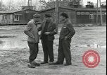 Standbild amerikanische Soldaten Linz Österreich, 1945, aus Sekunde 8 historischem Filmmaterial Videoclip 65675057509