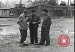 Standbild amerikanische Soldaten Linz Österreich, 1945, aus Sekunde 19 historischem Filmmaterial Videoclip 65675057509