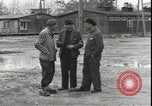 Standbild amerikanische Soldaten Linz Österreich, 1945, aus Sekunde 22 historischem Filmmaterial Videoclip 65675057509