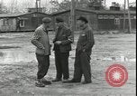 Standbild amerikanische Soldaten Linz Österreich, 1945, aus Sekunde 30 historischem Filmmaterial Videoclip 65675057509