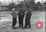 Standbild amerikanische Soldaten Linz Österreich, 1945, aus Sekunde 48 historischem Filmmaterial Videoclip 65675057509