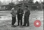 Standbild amerikanische Soldaten Linz Österreich, 1945, aus Sekunde 49 historischem Filmmaterial Videoclip 65675057509