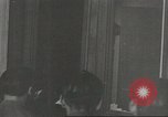 Standbild Zweiten Weltkrieg Kriegsverbrecher europäische Theater, 1945, aus Sekunde 29 historischem Filmmaterial Videoclip 65675057512